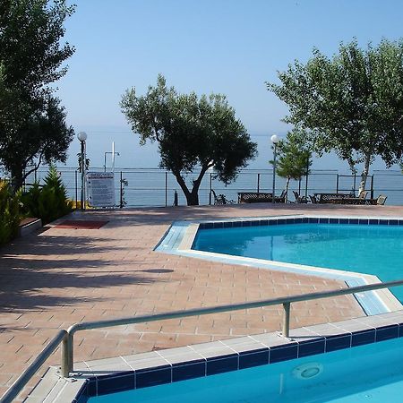 Bungalows Camping Kouyoni Gerakini Exterior photo