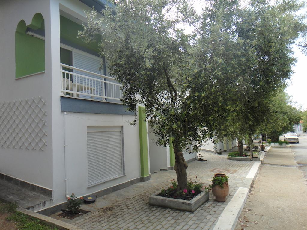 Bungalows Camping Kouyoni Gerakini Exterior photo